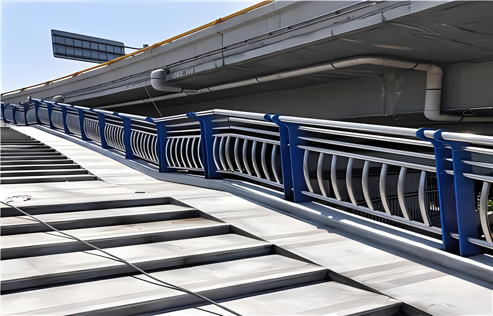 延庆不锈钢桥梁护栏维护方案：确保安全，延长使用寿命